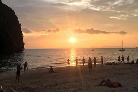 Hong Islands Sunset & Glow Plankton Night Trip from Krabi
