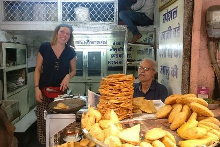 Bikaner 2 Hour Guided Street Food Tasting Tour