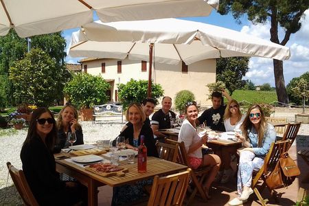 4 Wines Tasting with 2 Tuscan Cheeses & Tour at the winery