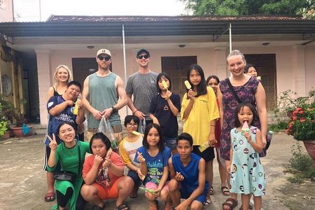 Da nang Helping Hand Food Trail (Da nang Food Tour)