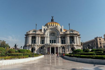 Highlights & Hidden Gems With Locals: Best of Mexico City Private Tour