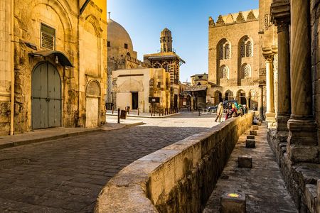 Private Day Cairo Tour with Egyptian Museum and Coptic Cairo 