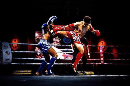 Chiang Mai Muay Thai Boxing Live at Thapae Stadium