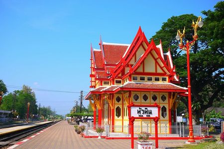 Hangzhou: Classic Day Tour of Torun Palace + Torun Cave