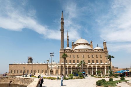 Uncover Hidden Gems Private Tour of ElMoez Street and ElGohraya