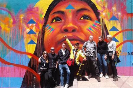 Graffiti Tour in La Candelaria Bogotá with Transportation