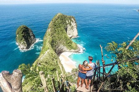 Full-Day Nusa Penida Island Private Tour with Local Guide