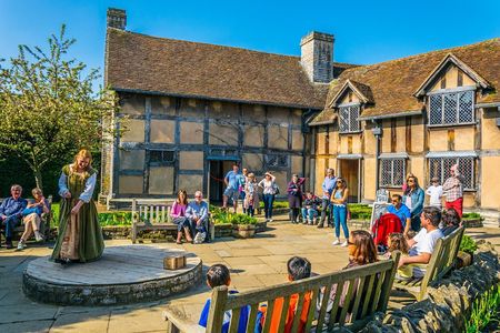 Private Tour to Stratford-Upon-Avon and The Cotswolds
