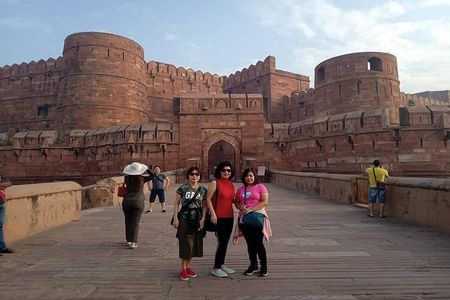 6-Days Golden Triangle New Delhi Agra Jaipur Private Tour