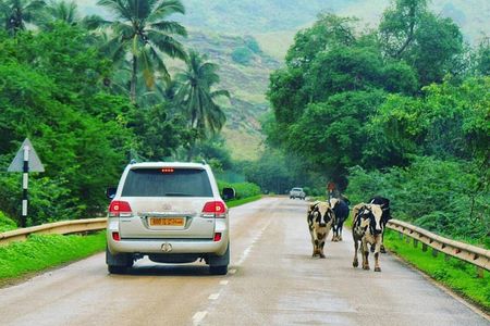 Salalah Mountain Safari Tour 2(Full Day Tour)