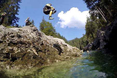 Beginners canyoning tour
