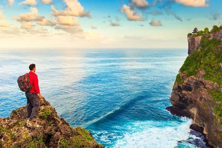 Bali: Uluwatu Temple, GWK, and Padang Beach – Full Day Tour