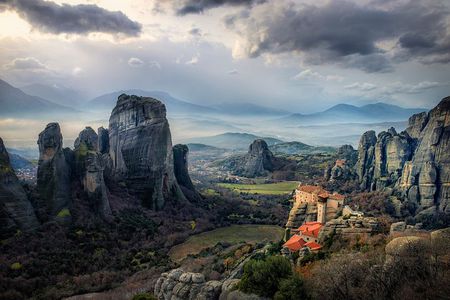 Meteora Monasteries Fully Private Day Tour with Great Lunch-Drinks Included