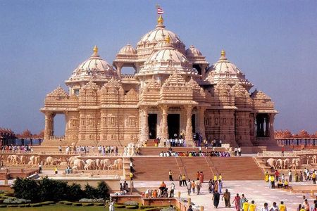 Delhi Akshardham Tour on Private Basis with All shows