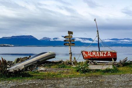 Almanza Port Tour with Lunch