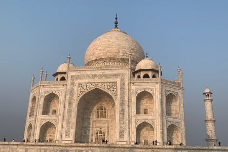 Private Tajmahal Day Tour From Mumbai ,Pune ,Chennai with flights