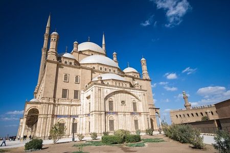 Amazing Full Day tour Egyptian Museum, Citadel of Saladin and Old Cairo