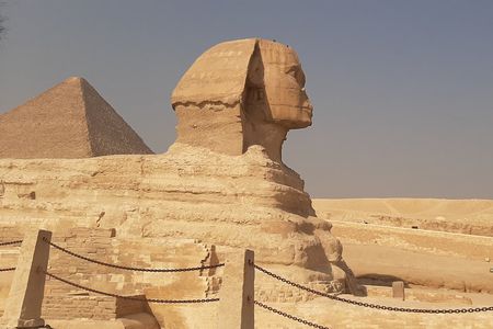 Private Tour of the Pyramids, Egyptian Museum and Bazaar including Camel Ride
