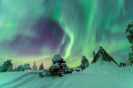 Northern Lights Snowmobile Driving Safari in Kemi