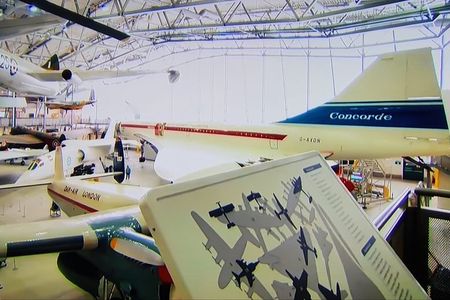 Luxury Private Vehicle Day Hire: London via Duxford imperial War Museum & Ely