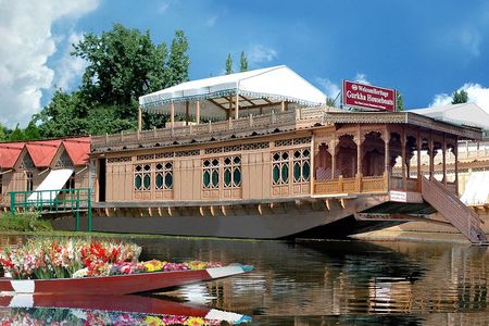 Jammu & Kashmir Valley Tour