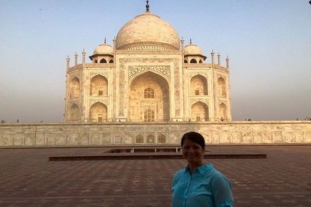 Agra Taj Mahal Day Tour By Luxury Car With Tour Guide 
