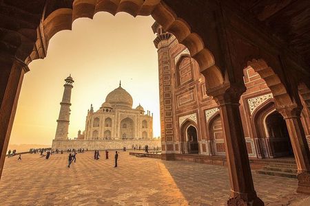 2 Days: Overnight Guided Taj Mahal Agra Tour From Jaipur