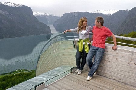 Flam: Private Trip To Stegastein, Waterfalls & Flåm Railway 