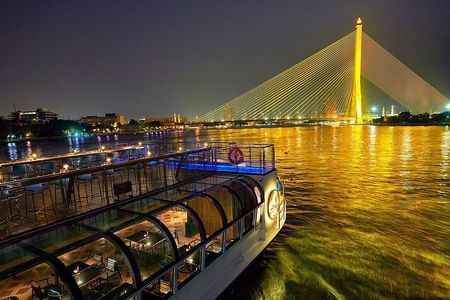 Saffron: A Luxurious Dinner Voyage on the River of Kings