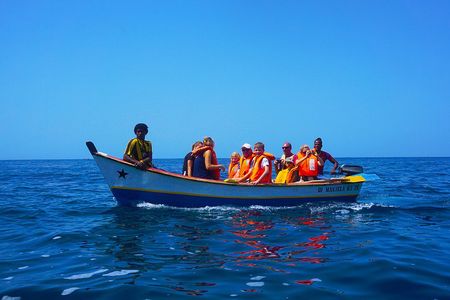 Ribeira da Barca: Boat Trip to the Cave, Snorkeling and BBQ on the beach