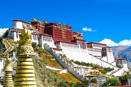 3-Day Best Tibet Tour from Chengdu by Air:Lhasa, Yamdrok Lake and Khampa La Pass