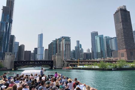 Chicago River 90-Minute Architecture Boat Tour