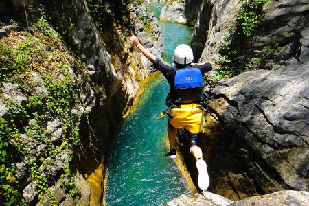 Extreme Canyoning in Matacanes from Monterrey