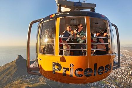 Table Mountain, Robben Island and Cape Wine Lands Tour.