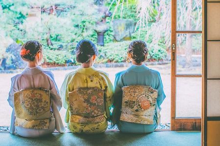 Certified by Fukuoka: A Photogenic Tour to Visit Beautiful Spots with Kimono on!