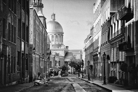 Montreal Private Photo Tours with Pro Photographer