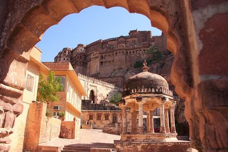 Highlights of the Jodhpur (Guided Half Day Sightseeing City Tour)