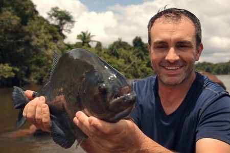 Piranha fishing experience in the Amazon jungle