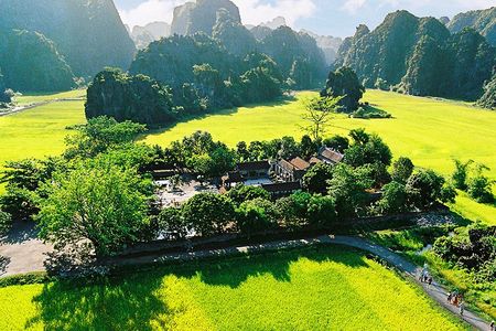 Ninh Binh Day Trip