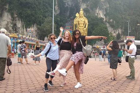 Private 2-Day Kuala Lumpur, Genting Highlands & Fireflies Tour