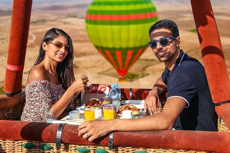 Hot Air Balloon. Majestic Flight, Luxury Transfer & Gourmet Meal