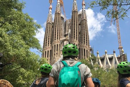 Barcelona Gaudi Guided Small Group E Bike Tour