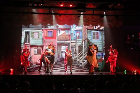 Madero Tango Show with Optional Transfers and Dinner 