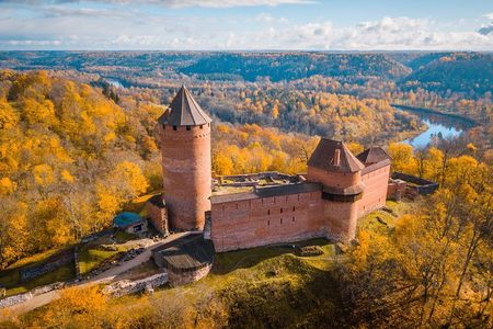  The Best of Sigulda Private Walking Tour