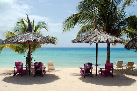 Isla Mujeres luxury catamaran with premium open bar and lunch