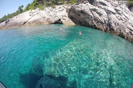 Half-Day Best Beaches & Bays Private Speed Boat Tour