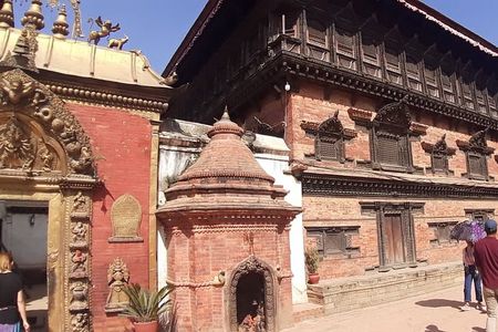 Bhaktapur Heritage City and Nagarkot Viewpoint Tour