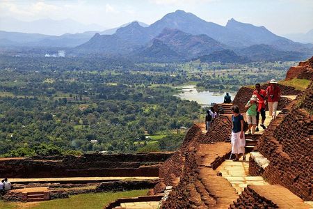 14-nights/15-days Sri Lanka round tour by car - with Nilaveli Beach
