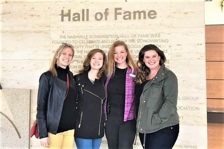 "Famous Footsteps" Walking Tour