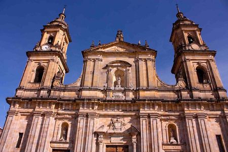  La Candelaria and Monserrate Walking Half Day Tour